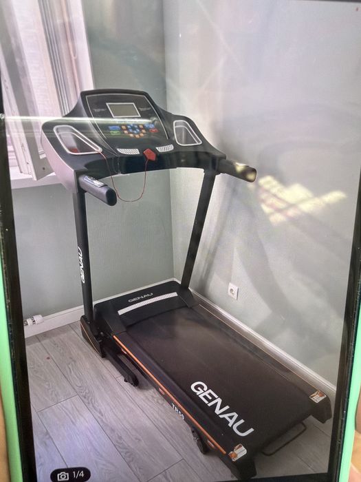 Продам беговую дорожку Genau TR50