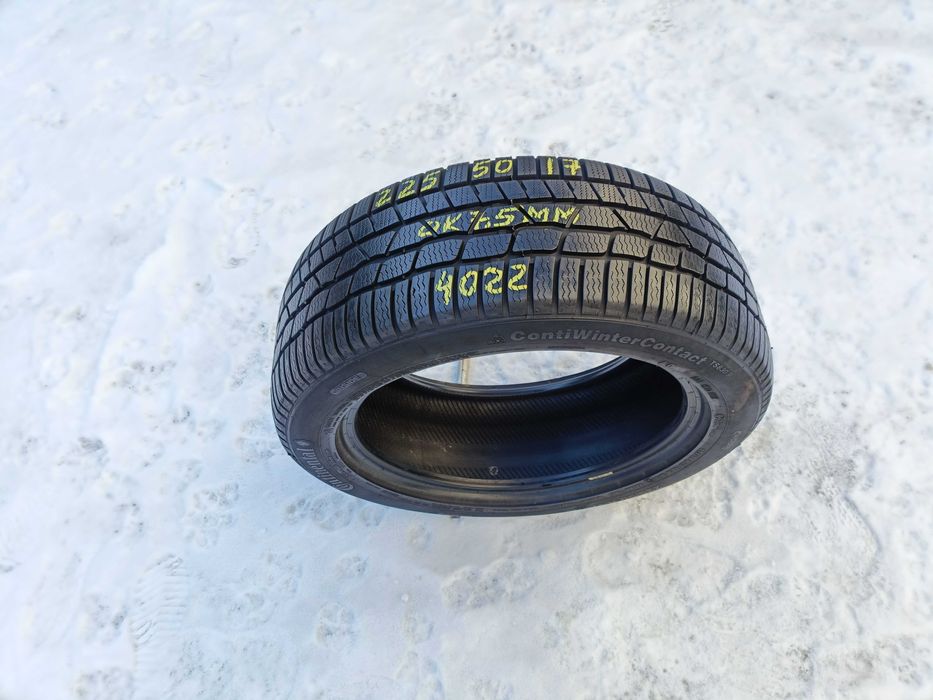 O anvelopa iarna 225 50 17 continetal wintercontact TS 830P 7,5 mm