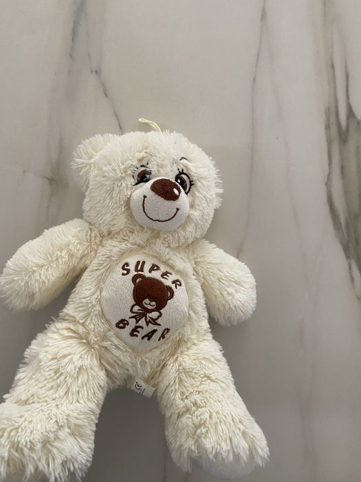 Plus Ursulet de culoare crem foarte putin folosit