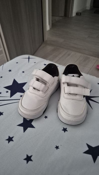 Adidasi Adidas copii nr 22