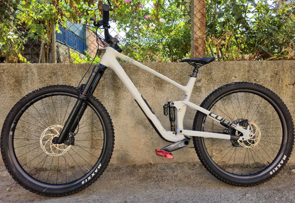 Като нов Cube Stereo 155 C62 Race 29 цола 2025 г  Карбонов Ендуро велосипед  1x12 GX Magura MT 5, Rockshox full suspension БЕЗ ЗАБЕЛЕЖКИ
