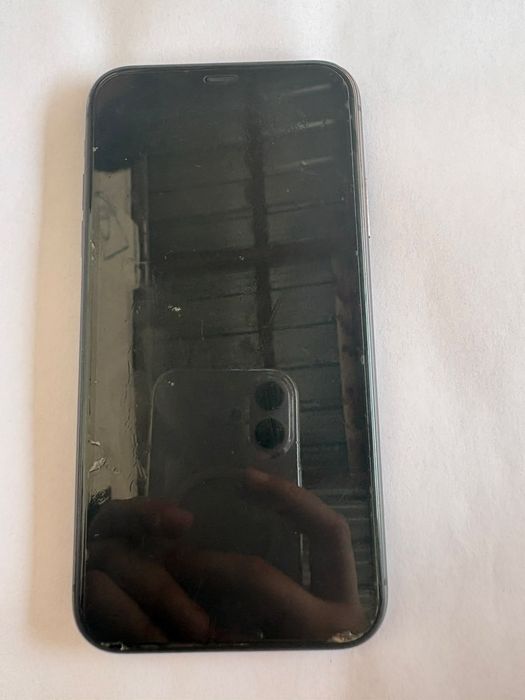 iPhone 11 с гарантией