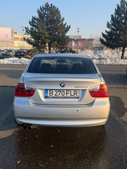 BMW Seria 3 - 325 XI E90