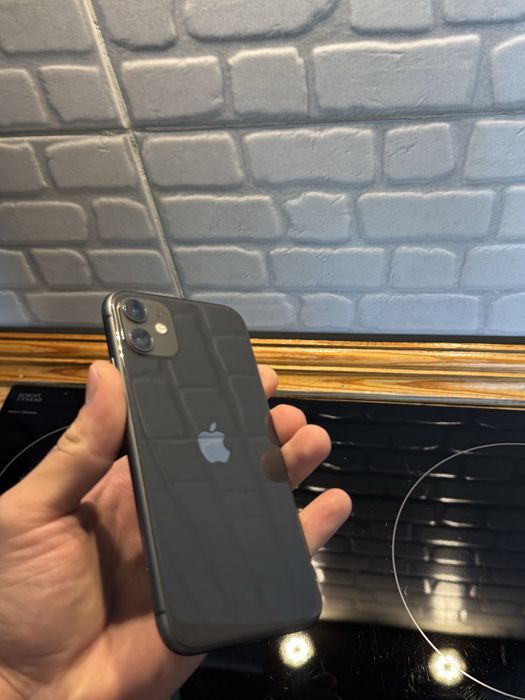Продам Iphone 11 64GB