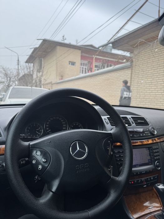 Mercedes-benz e240 w211