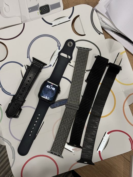 Apple Watch SE 2 (40 мм) Midnight
