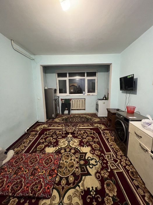 Сергели 8 да 2 хона 9 этаж срочно сотилади