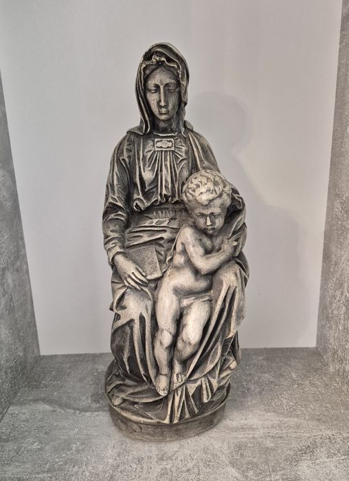 Statuetă Michelangelo Buonarrati Madonna Fecioara Maria cu Pruncul Iisus Sedes Sapientiae din rășină, anii 1950.