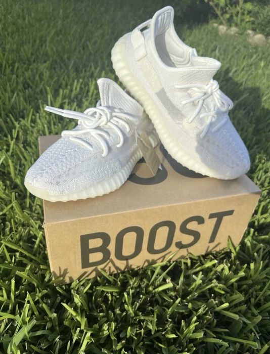 Adidasi Yeezy Boost 350 V2 White