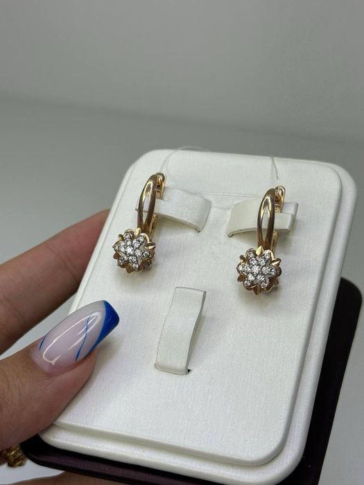 Золото 585  Серьги