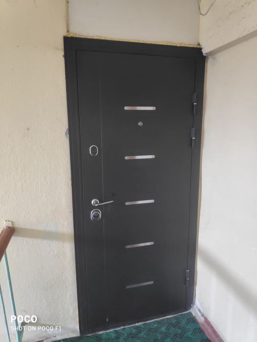 Срочно Квартира сотилади холати зур мебеллар бн