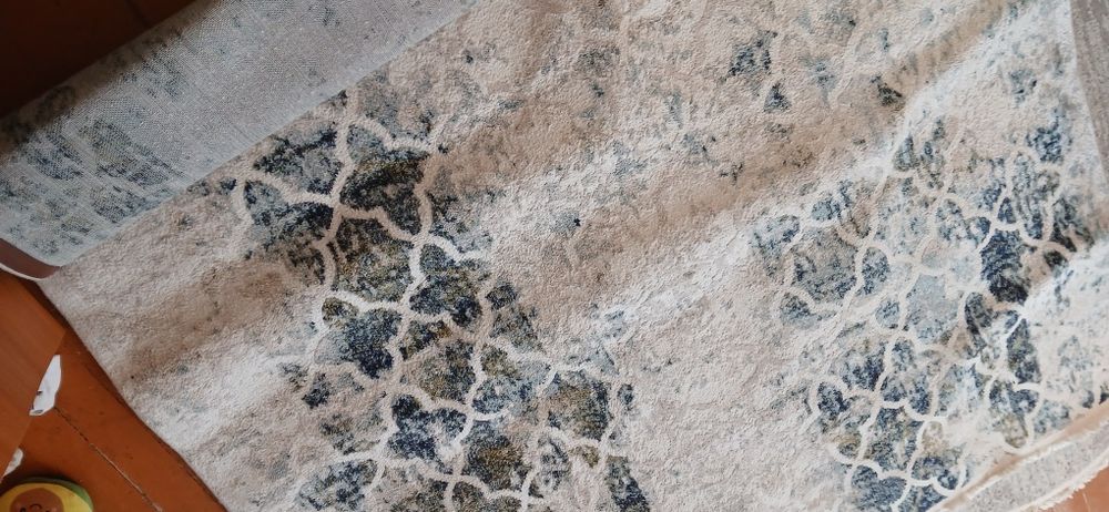 Продам ковры б/у