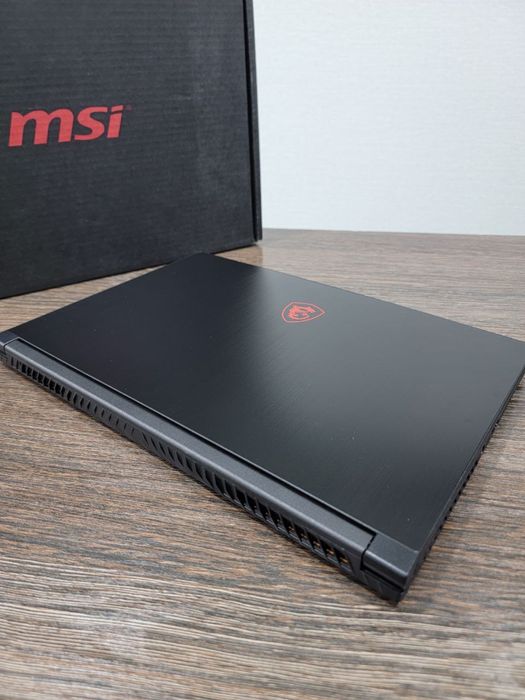12-ядерный, игровой i5 ноутбук MSI GF65 Thin 10UE