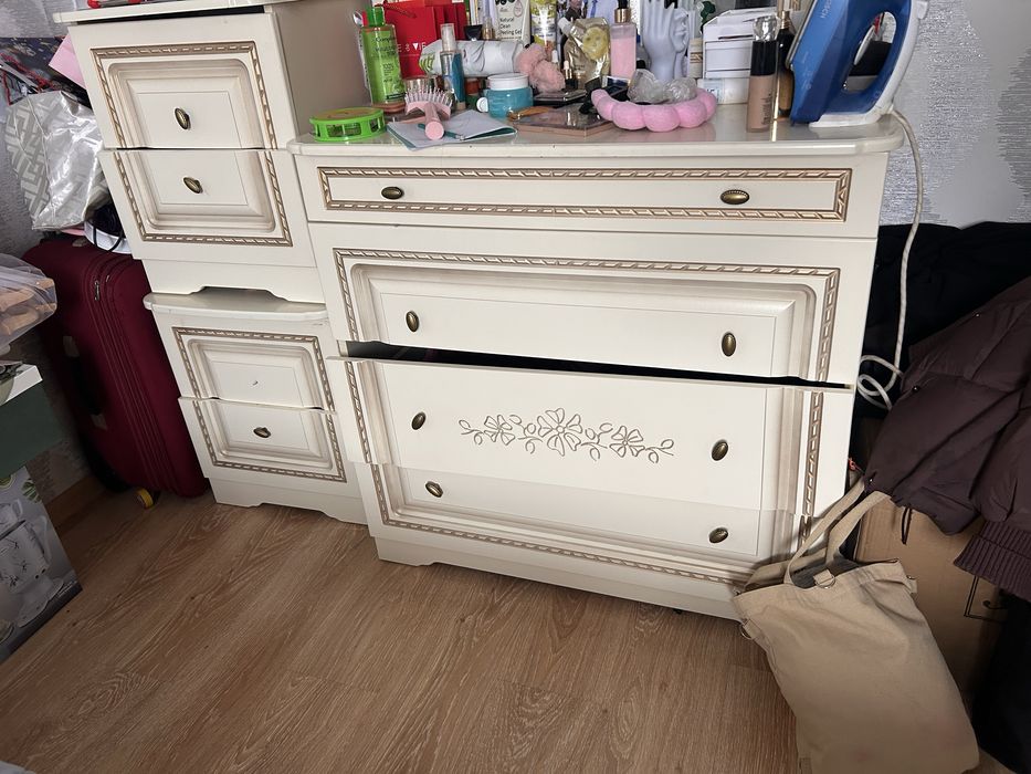 Спальная гарнитура