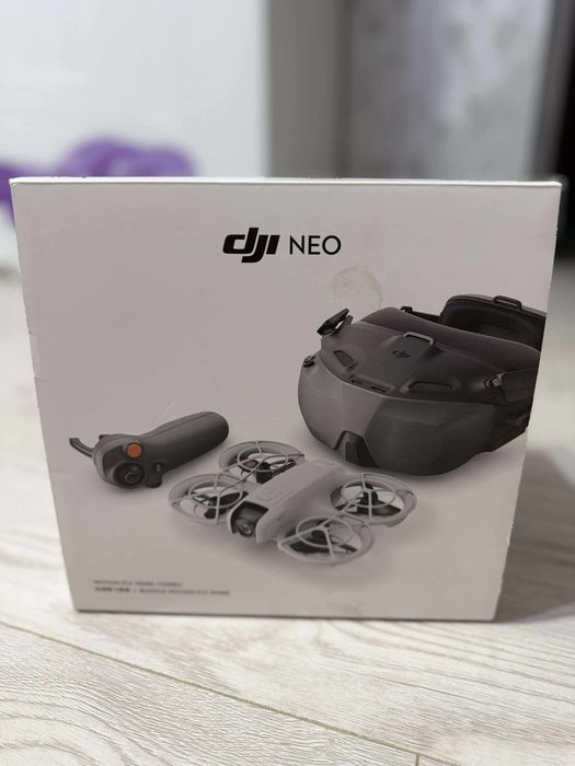 Drona DJI Neo Motion Fly More Combo
