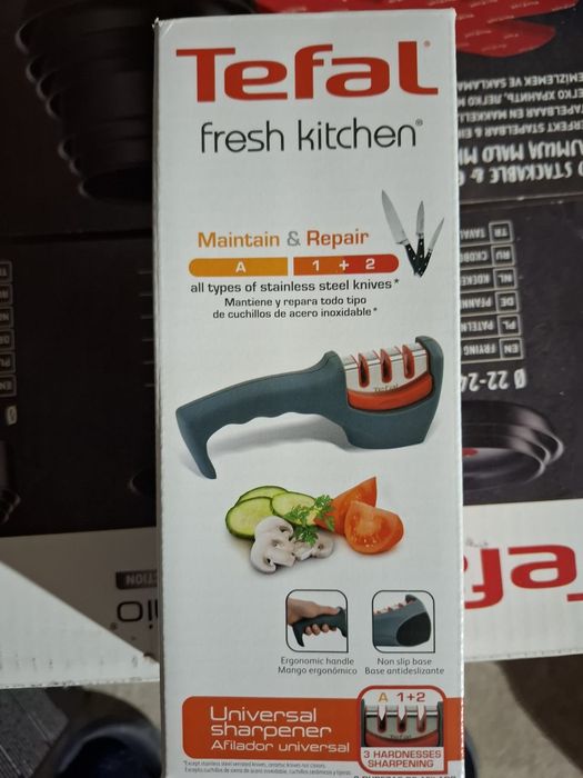 Setul de cuțite Tefal Comfort cu suport din  Ice Force