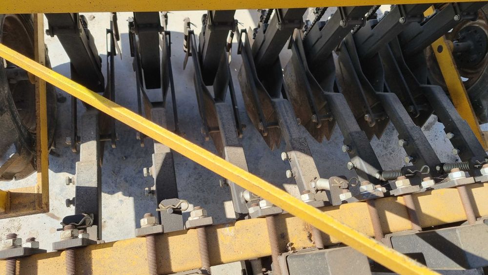 Semanator de Arpagic / Usturoi profesional pe 7 randuri !