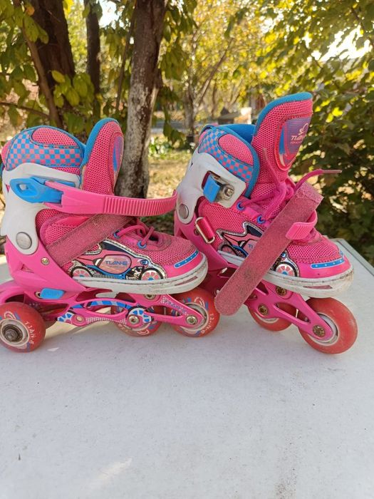 Продам ролики размер 28