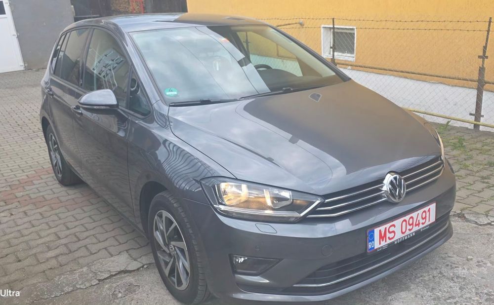 Vând Golf VII Sportvan