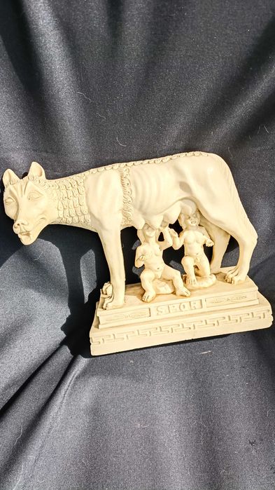 statueta din ALABASTRU scluptor A Giannetti