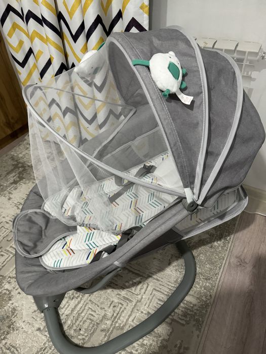 Шезлонг для малышей