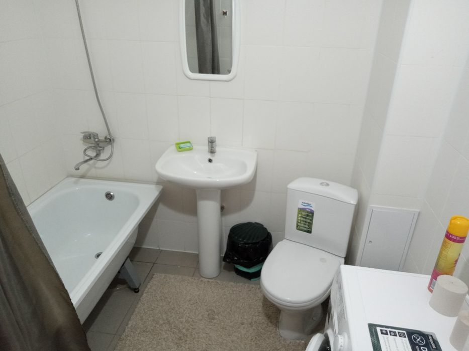 Посуточно сдам 1 комнатную квартиру на С.Тюленина.