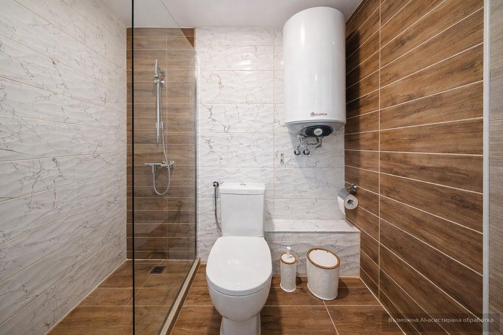 Дава се под наем Двустаен апартамент в Варна, Център - 66 кв.м за 558.45 € - Снимка #3