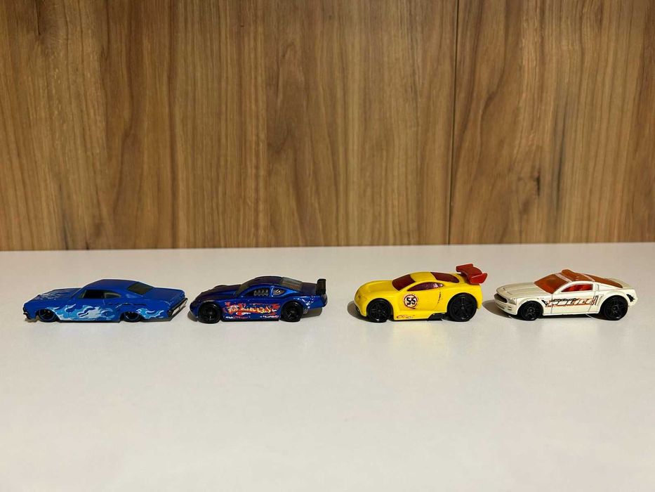 Коллекция машинок