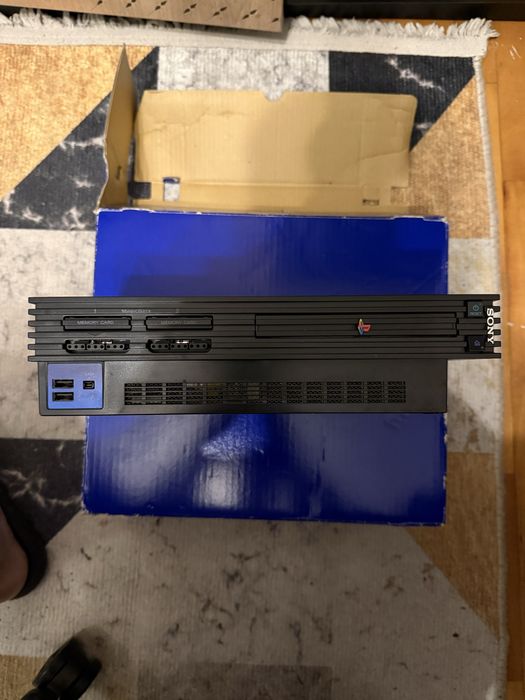 Sony PlayStation 2 Fat + игра Crash Bandicoot