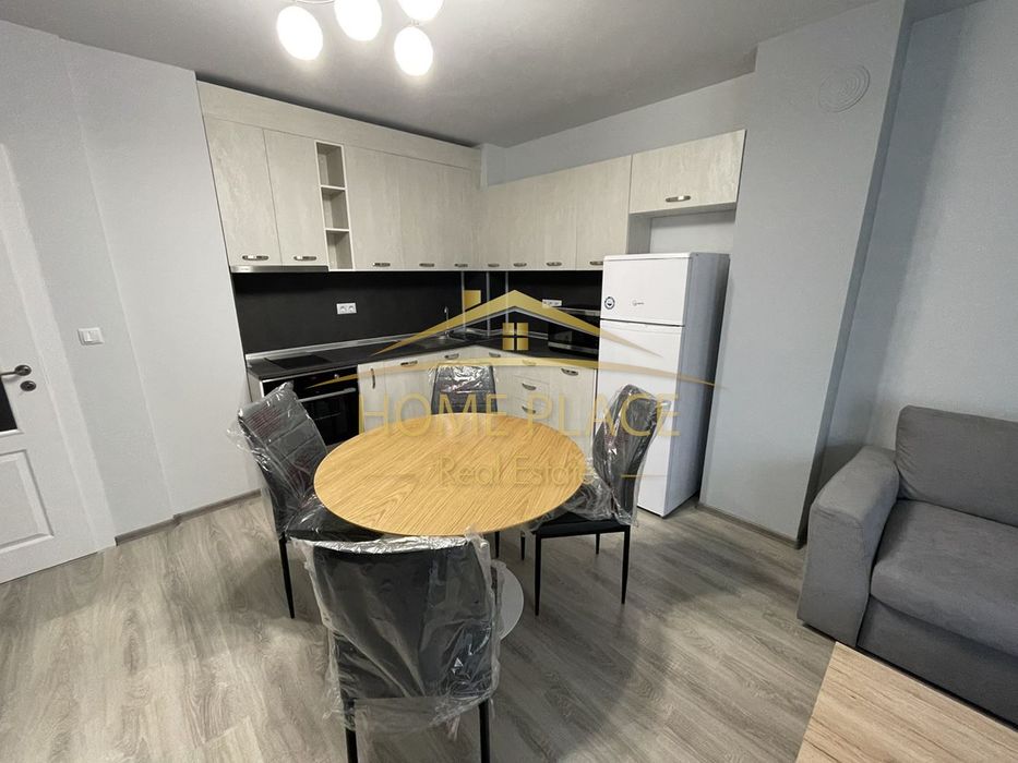 Дава се под наем Тристаен апартамент в Варна, Победа - 85 кв.м за 612 € - Снимка #2