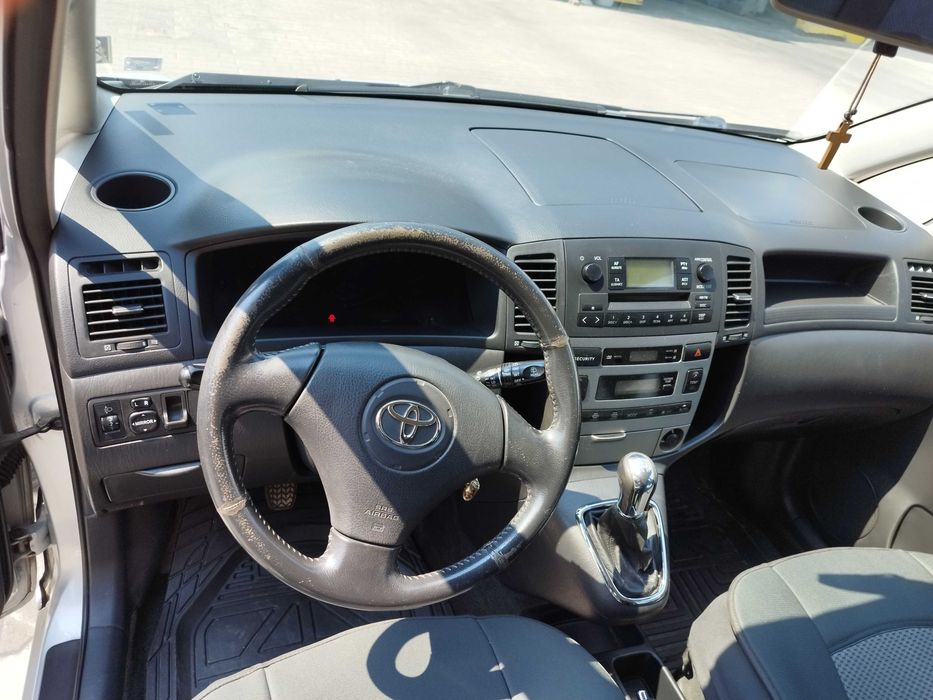 Toyota Corolla verso