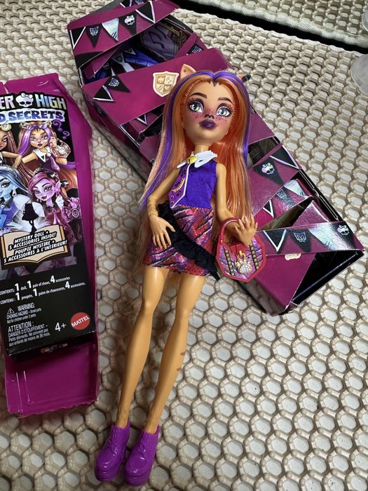 Продам куклу монстр хай !