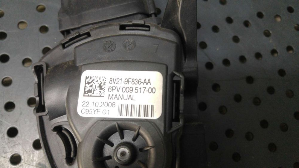 Pedala acceleratie ford fiesta 6 cb1 ccn 8v219f836aa 6pv00951700