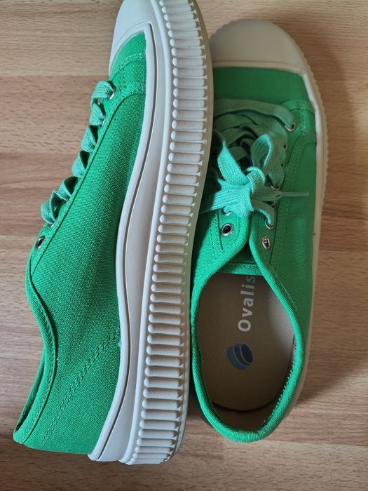 Teniși noi unisex