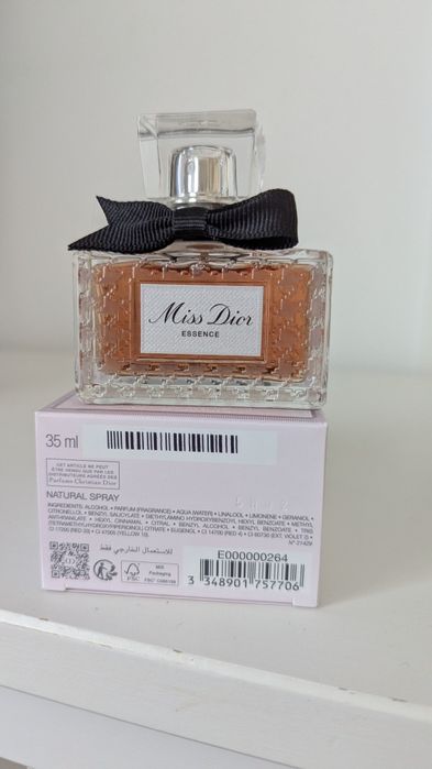 Parfum Miss Dior (Esență) – Ca Nou!