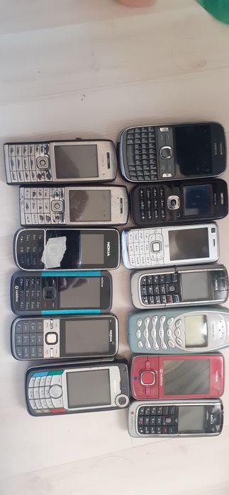 Telefoane cu taste Nokia