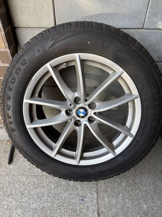 Vând 4 anvelope iarnă 225/60 R18 pe jante BMW originale