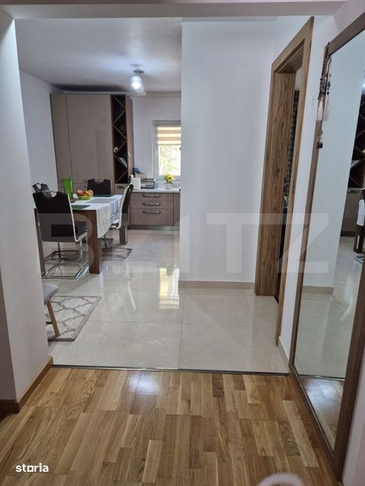 Apartament 4 camere, 80 mp, 2 balcoane, renovat, zona Manastur