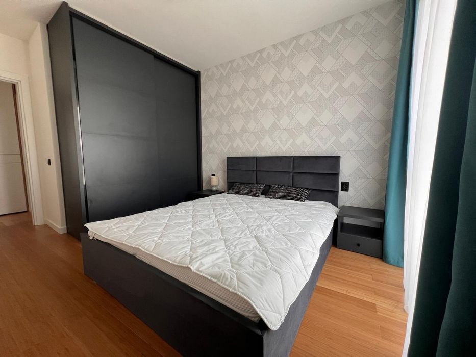 Apartament 2 camere bloc nou,parcare str Decebal