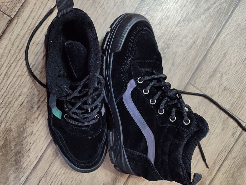 Продам обув по 2000