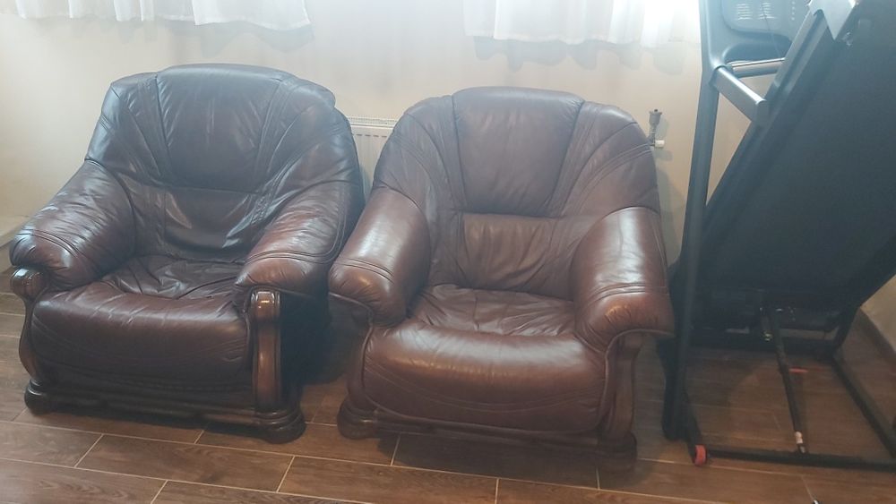 Двойка кресла  и тройка разтегателен диван естествена кожа