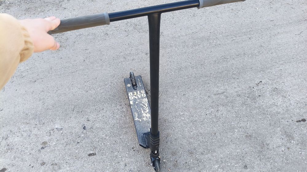 трюковой самокат