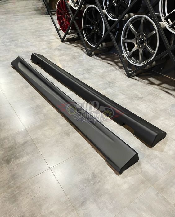 Пороги Toyota Caldina