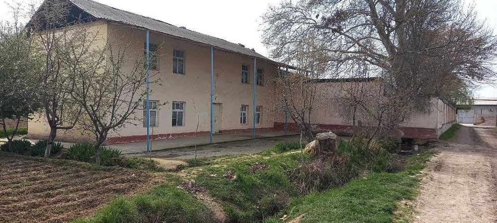 12 сотих жой сотилади бинолари билан