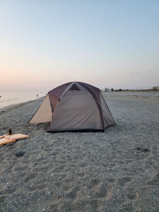 Палатка для кемпинга