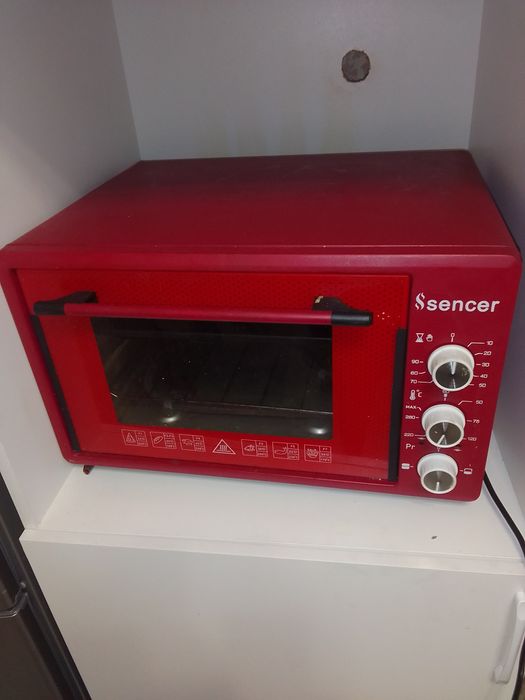 Духовка в отличном состоянии