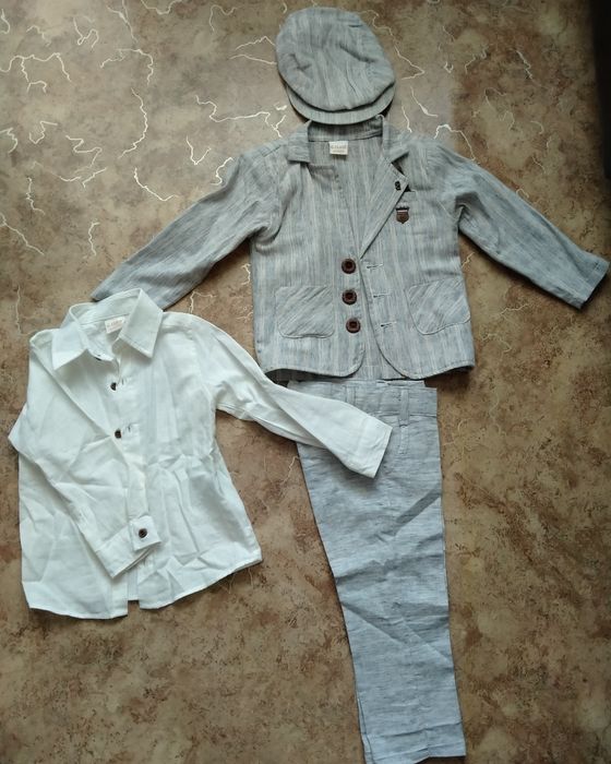 Продам костюм срочно