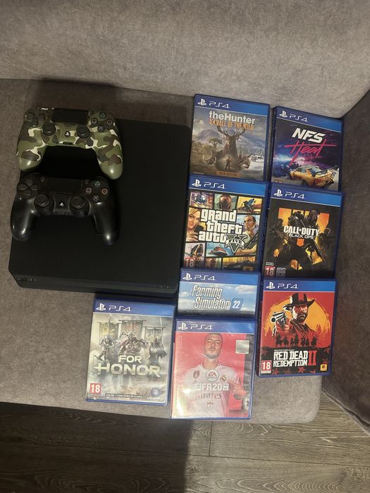 Vand PS4 Slim 1Tb