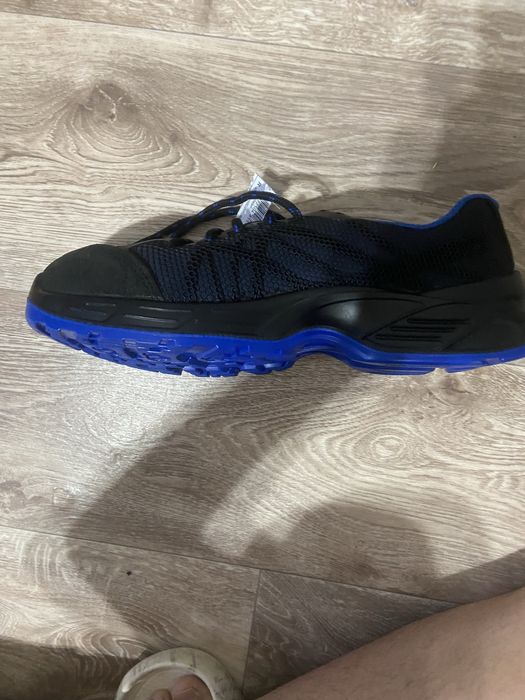 Обувь со стальным носком