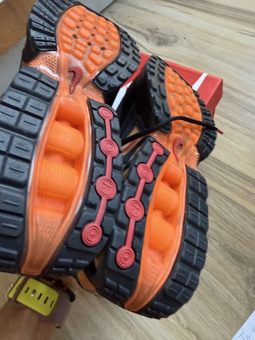 Оригинални нови цветни маратонки Nike Air Max Dn ! 44,5 н